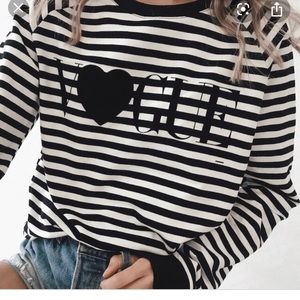 ElleandEmm Vogue sweatshirt